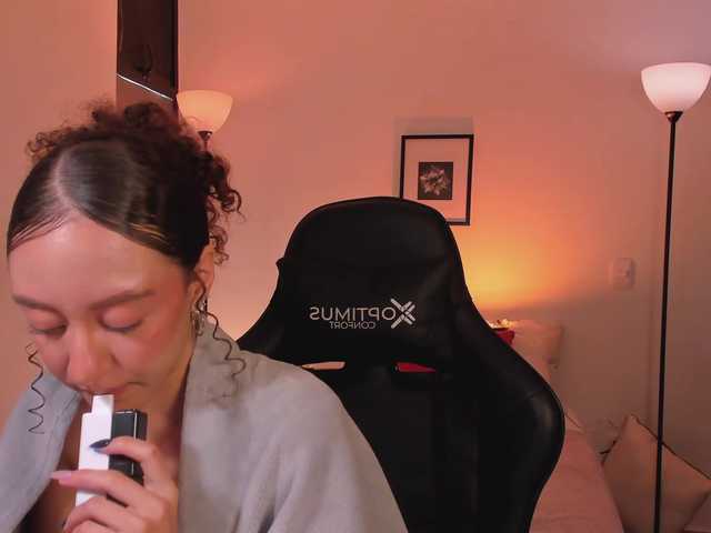 ChloeMoreti live cam on BongaCams