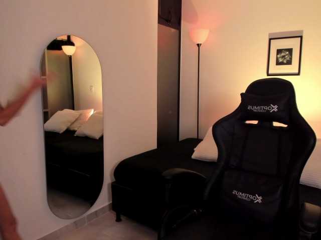 ChloeMoreti