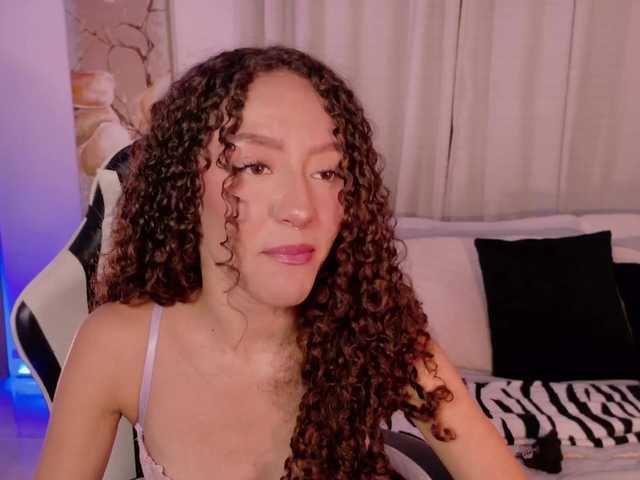 ChloeMoreti live cam on BongaCams