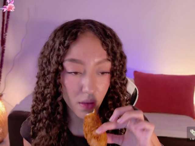 ChloeMoreti live cam on BongaCams