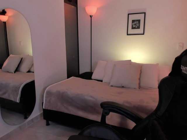 ChloeMoreti live cam on BongaCams