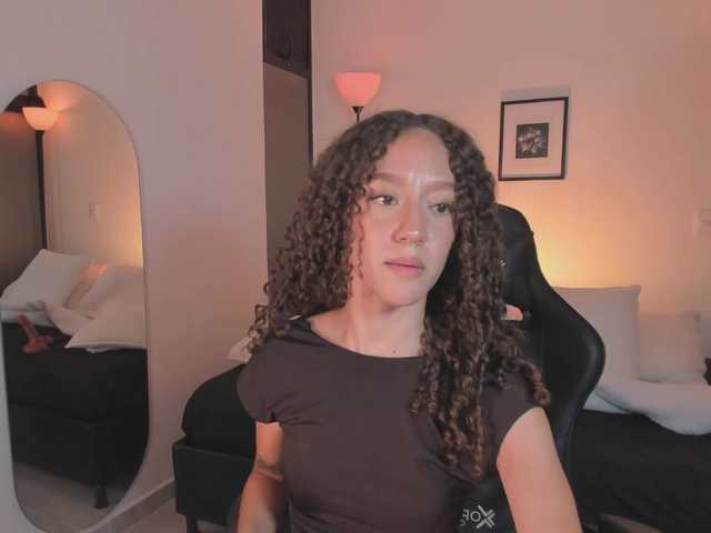ChloeMoreti live cam on BongaCams
