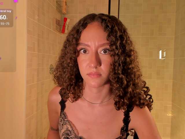 ChloeMoreti Live Cam pe BongaCams
