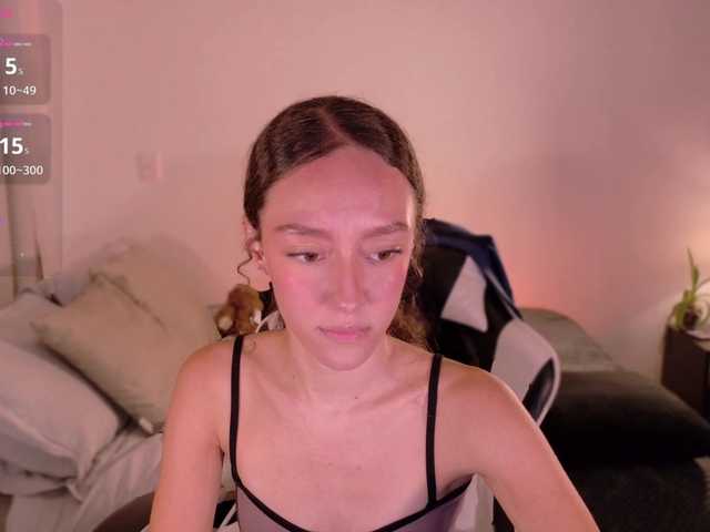 ChloeMoreti live cam on BongaCams