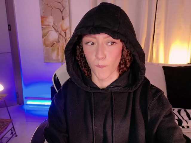 ChloeMoreti live cam on BongaCams