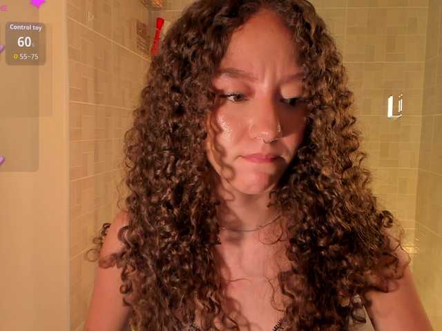 ChloeMoreti live cam on BongaCams