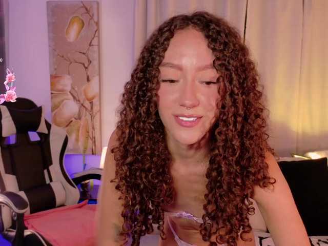 ChloeMoreti live cam on BongaCams