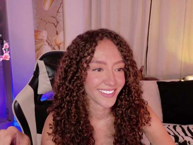 ChloeMoreti live cam on BongaCams