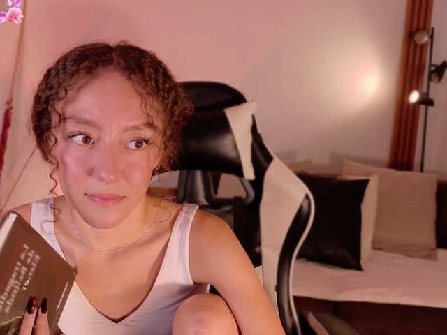 ChloeMoreti