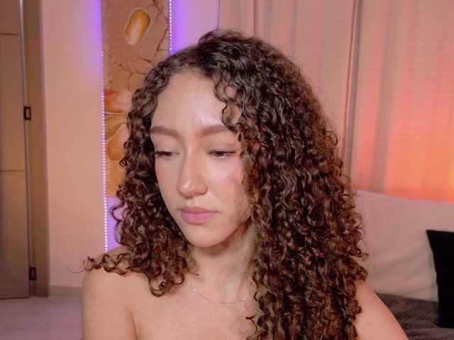 ChloeMoreti live cam on BongaCams