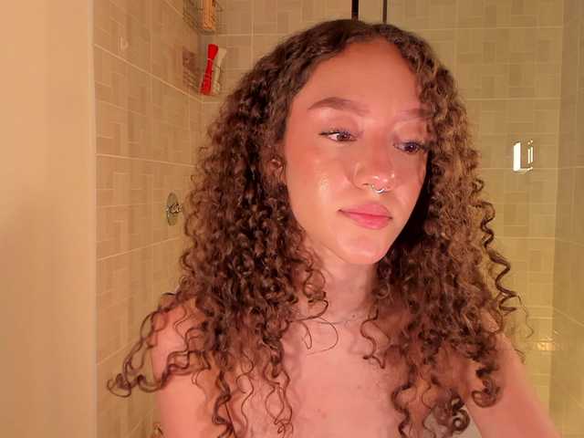 ChloeMoreti live cam on BongaCams