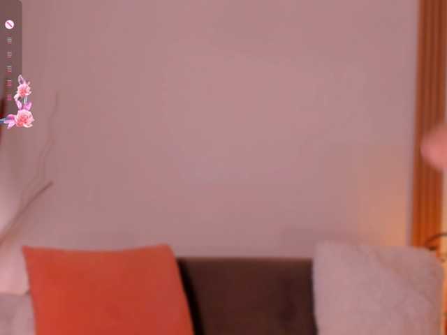 ChloeMoreti live cam on BongaCams
