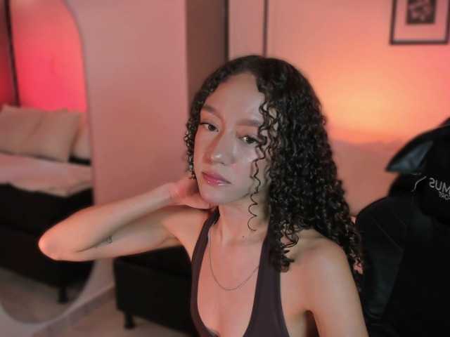 ChloeMoreti live cam on BongaCams