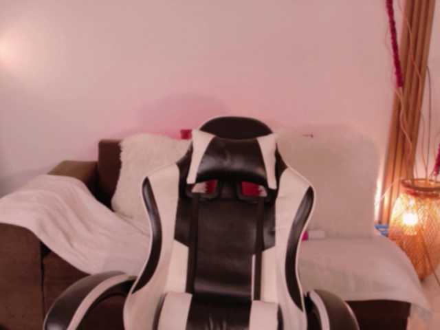 ChloeMoreti live cam on BongaCams