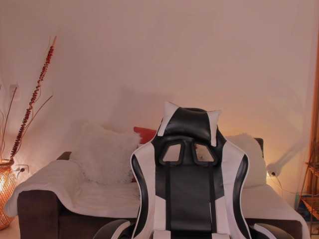 ChloeMoreti live cam on BongaCams