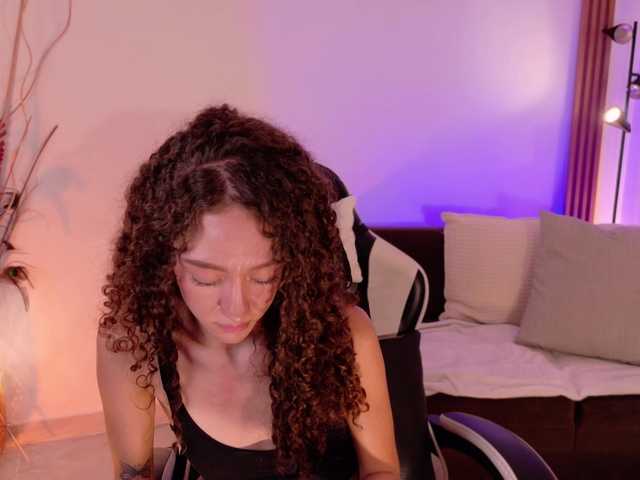 ChloeMoreti's BongaCams show and profile