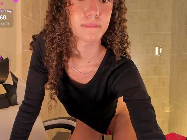 ChloeMoreti live cam on BongaCams