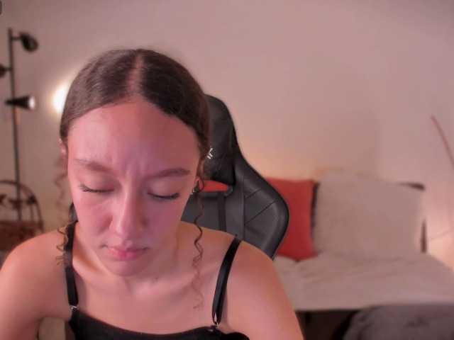 ChloeMoreti live cam on BongaCams