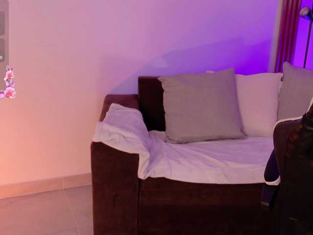 ChloeMoreti's BongaCams show and profile