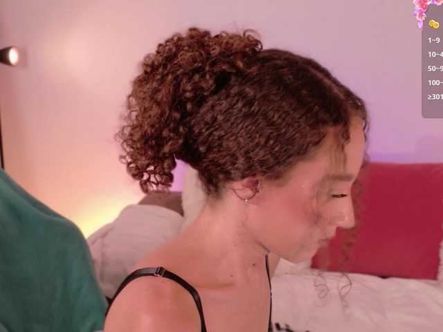 ChloeMoreti live cam on BongaCams