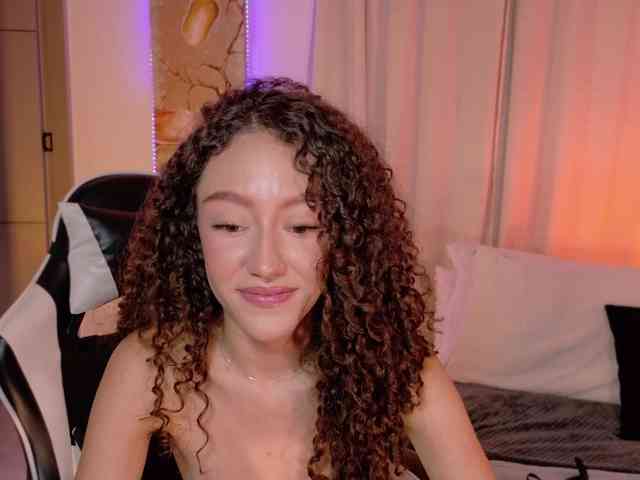 ChloeMoreti webcam