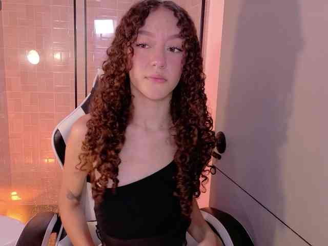 ChloeMoreti