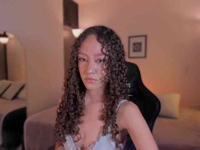 ChloeMoreti