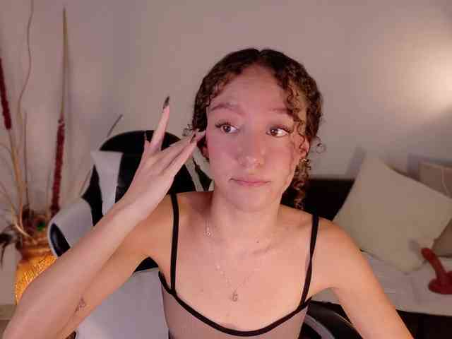 ChloeMoreti