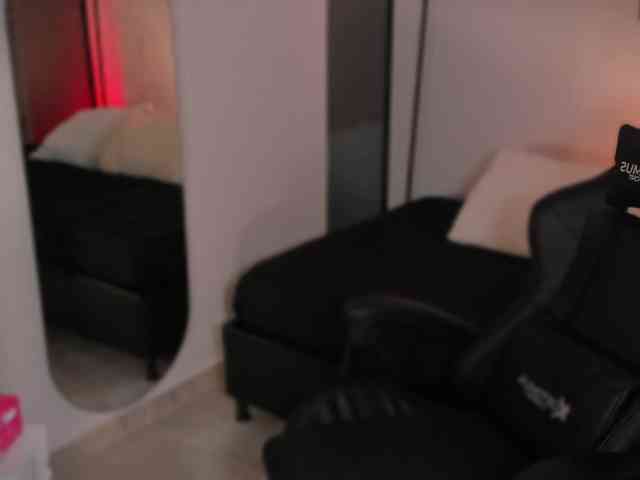 ChloeMoreti webcam