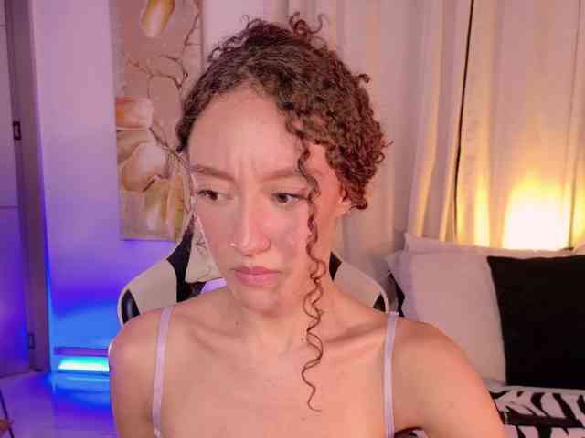 ChloeMoreti