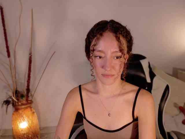ChloeMoreti