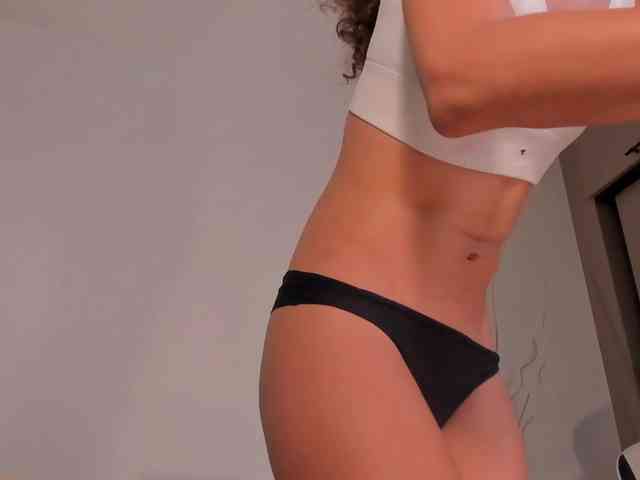 ChloeMoreti webcam