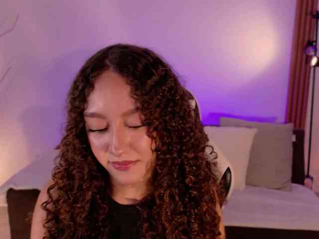 ChloeMoreti