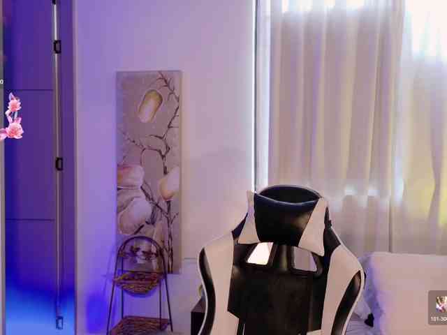 ChloeMoreti webcam
