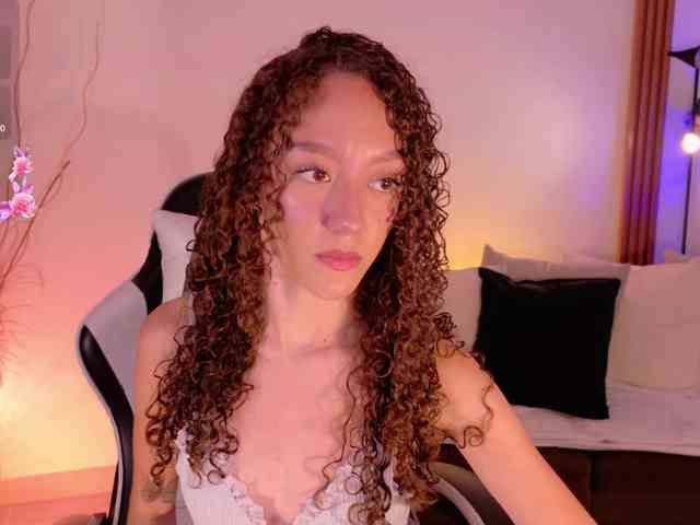 ChloeMoreti