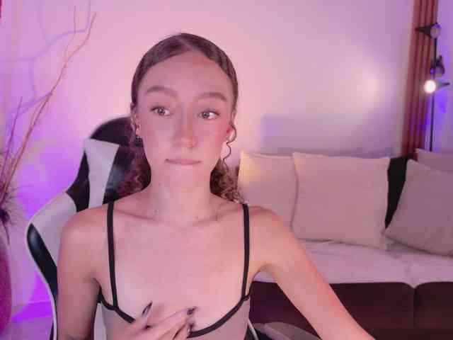 ChloeMoreti webcam