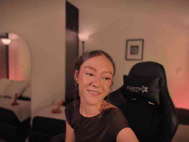 ChloeMoreti