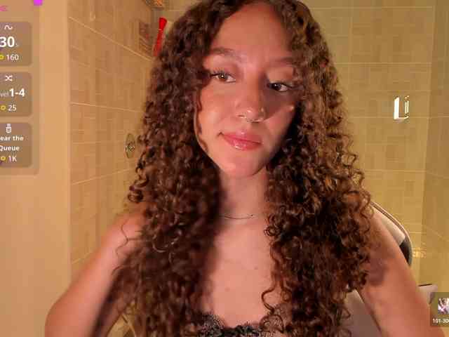 ChloeMoreti webcam
