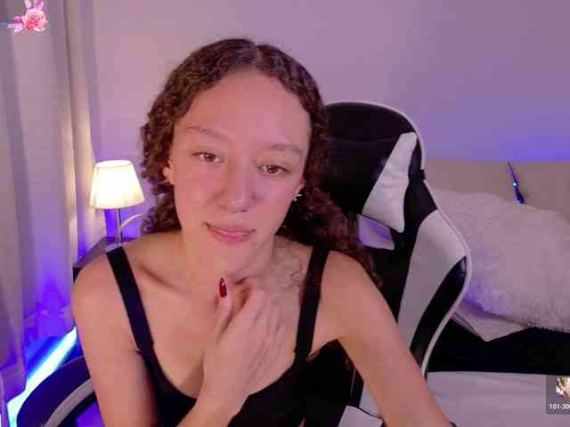 ChloeMoreti webcam