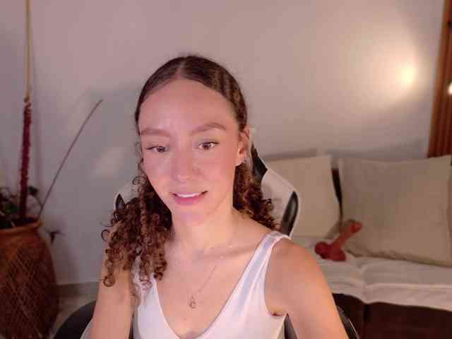 ChloeMoreti