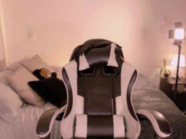 ChloeMoreti webcam