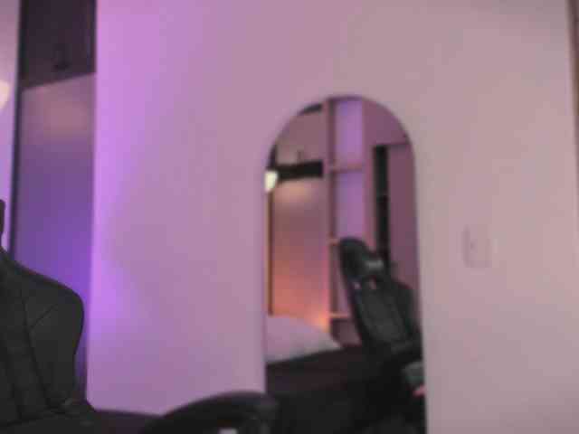 ChloeMoreti webcam