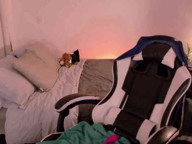 ChloeMoreti webcam