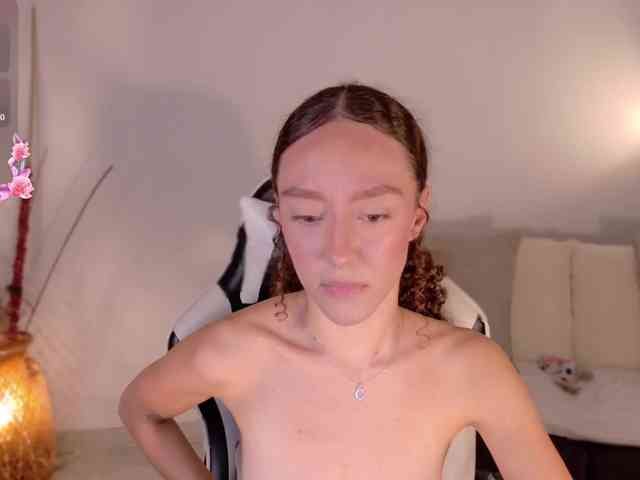 ChloeMoreti