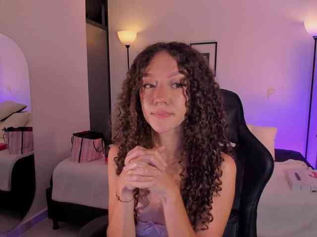 ChloeMoreti