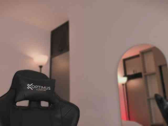 ChloeMoreti webcam