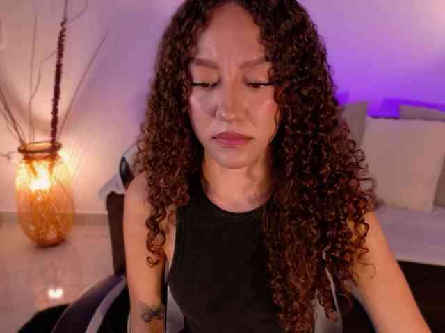ChloeMoreti
