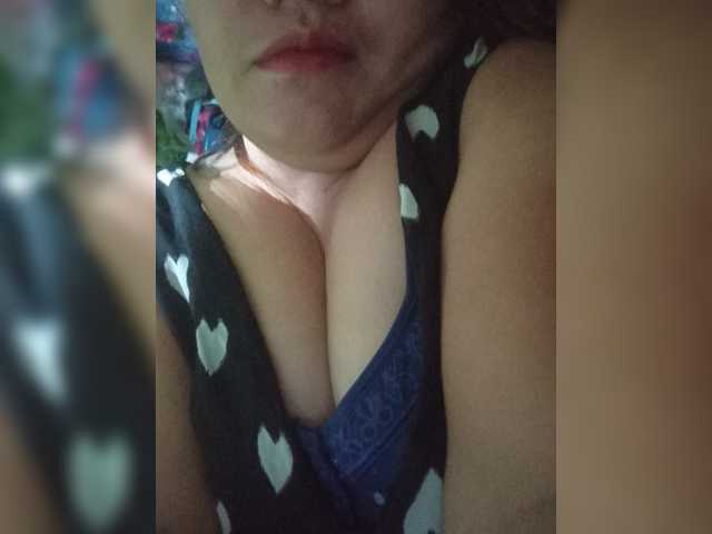 Chemaihot96 live cam on BongaCams