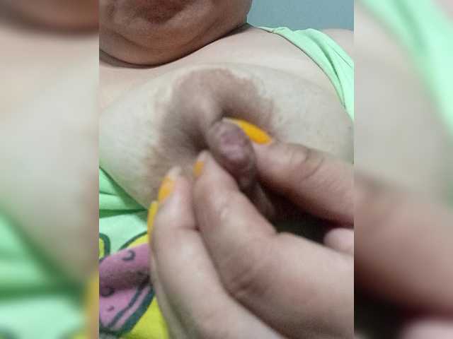 Chemaihot96's BongaCams show and profile