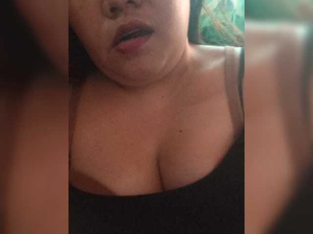le modèle Chemaihot96 est en webcam porno dans un show sur le site bongacams, il possède les tags suivants: Asian,Brunette,Hairy
